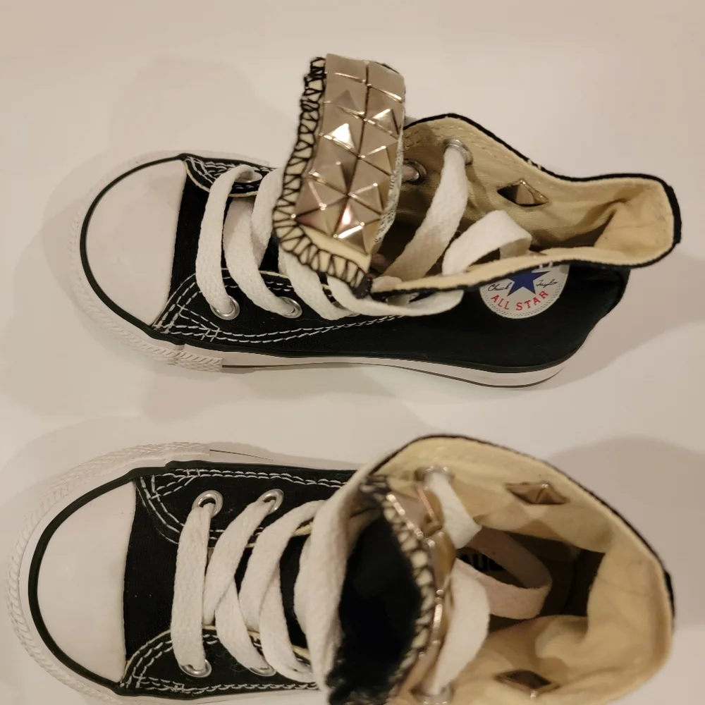 Chuck Taylor All Star TODDLER HIGH TOP SHOE size 7 infant boys girls Studded